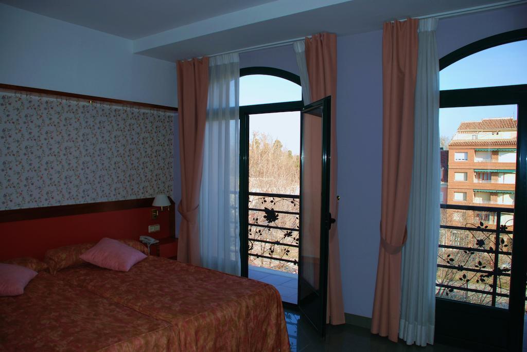 Hotel Jardin De Aranjuez Extérieur photo