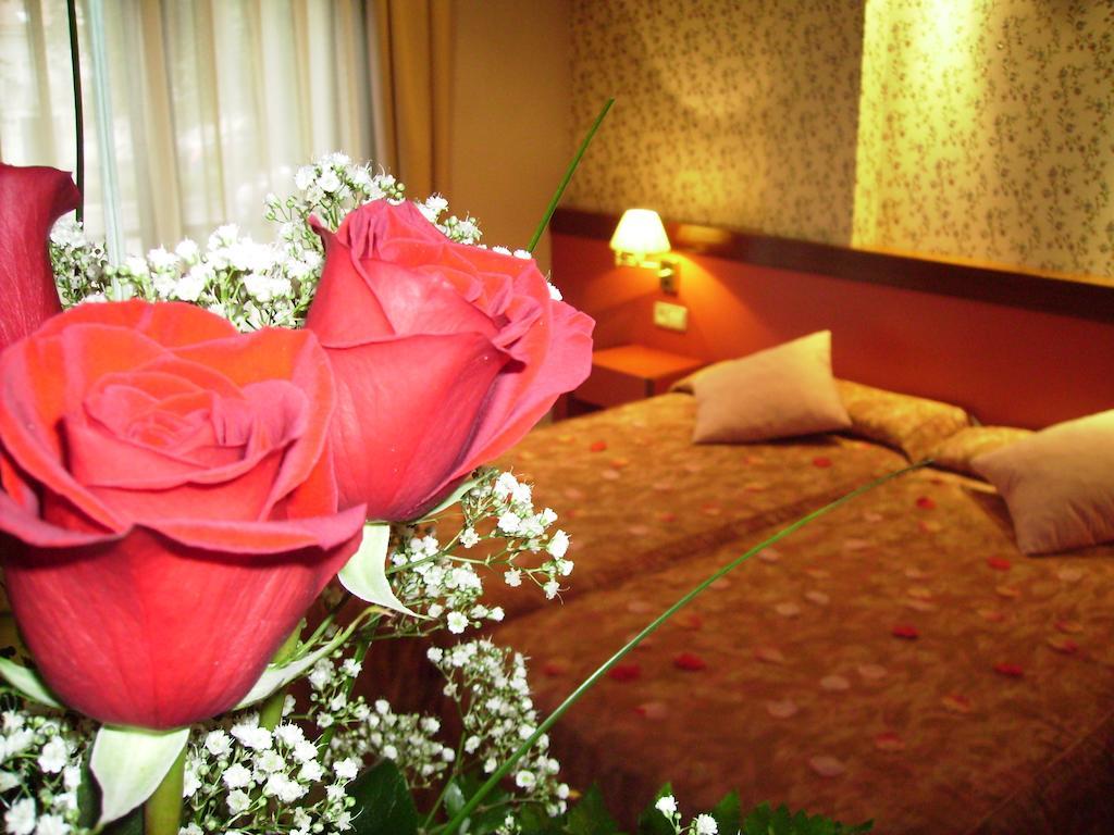 Hotel Jardin De Aranjuez Extérieur photo